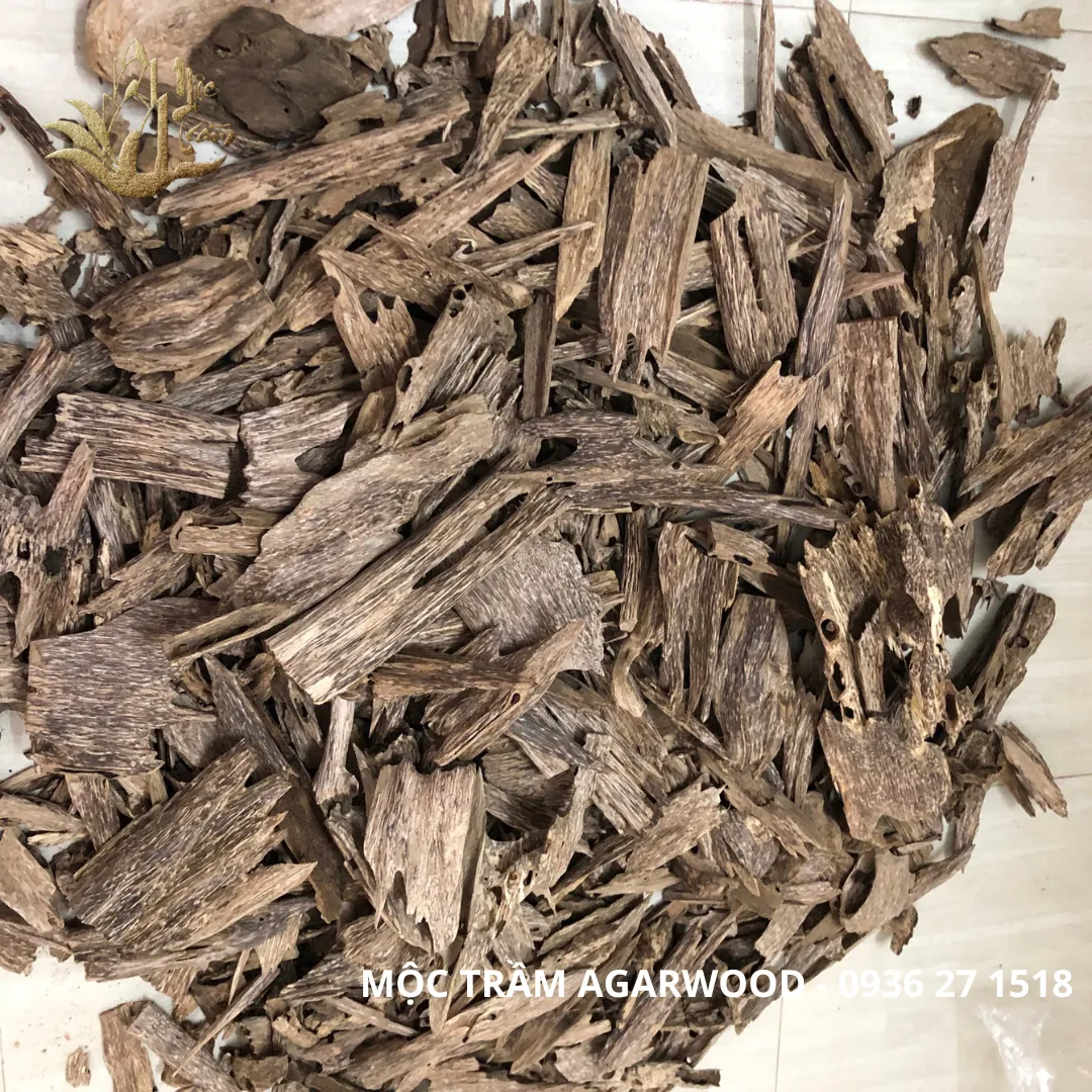 Natural Agarwood Chips – “Kien Xi” Vietnamese Wild Oud (Multi-Weight Options)